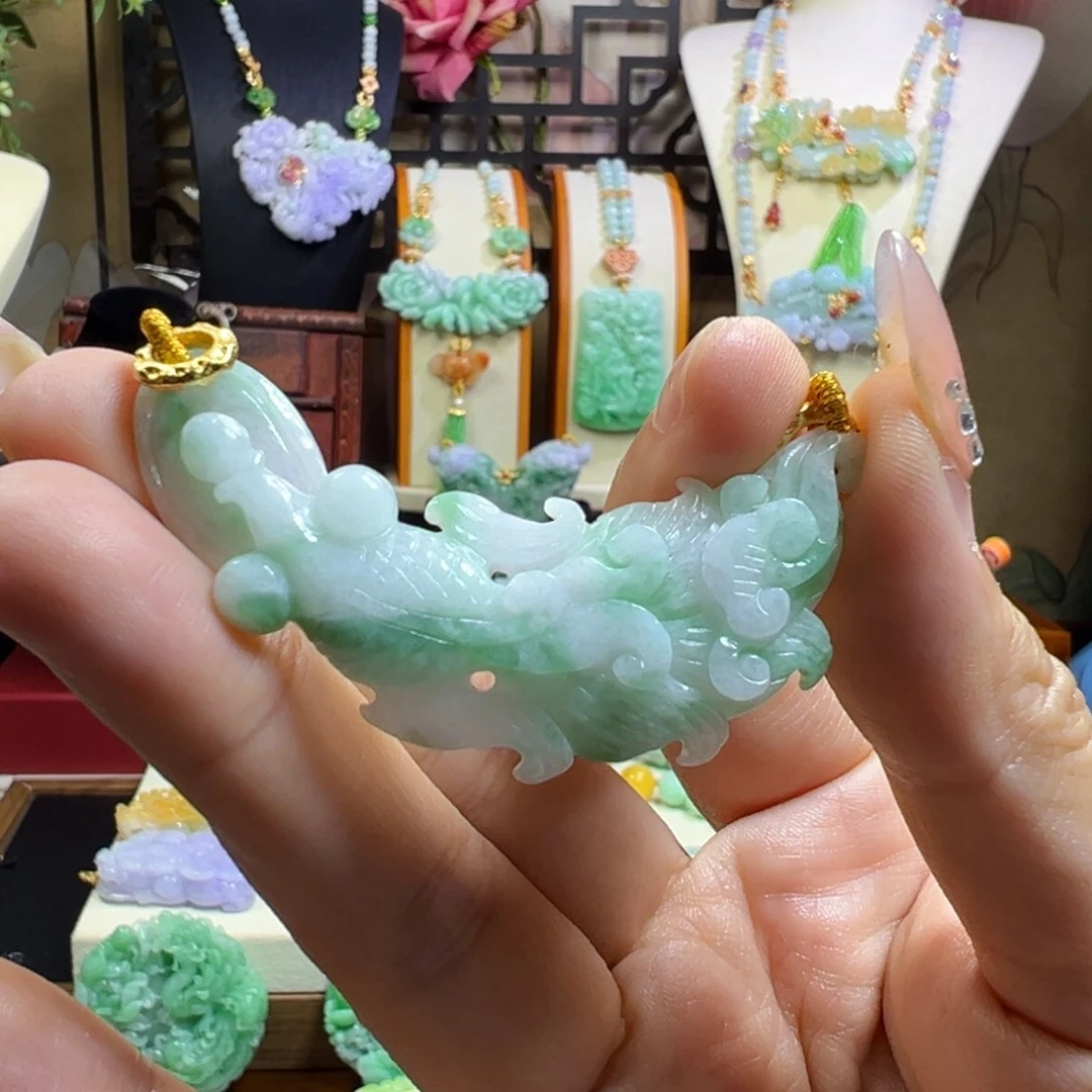 翡翠未镶嵌毛衣链锦鲤