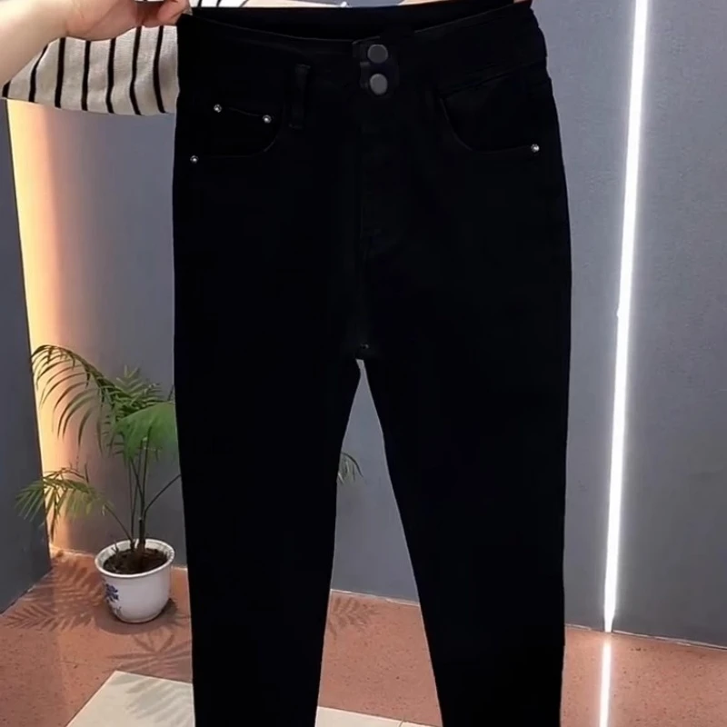 黑色高腰弹力小脚牛仔裤女2025年春秋新款修身显瘦九分铅笔裤子