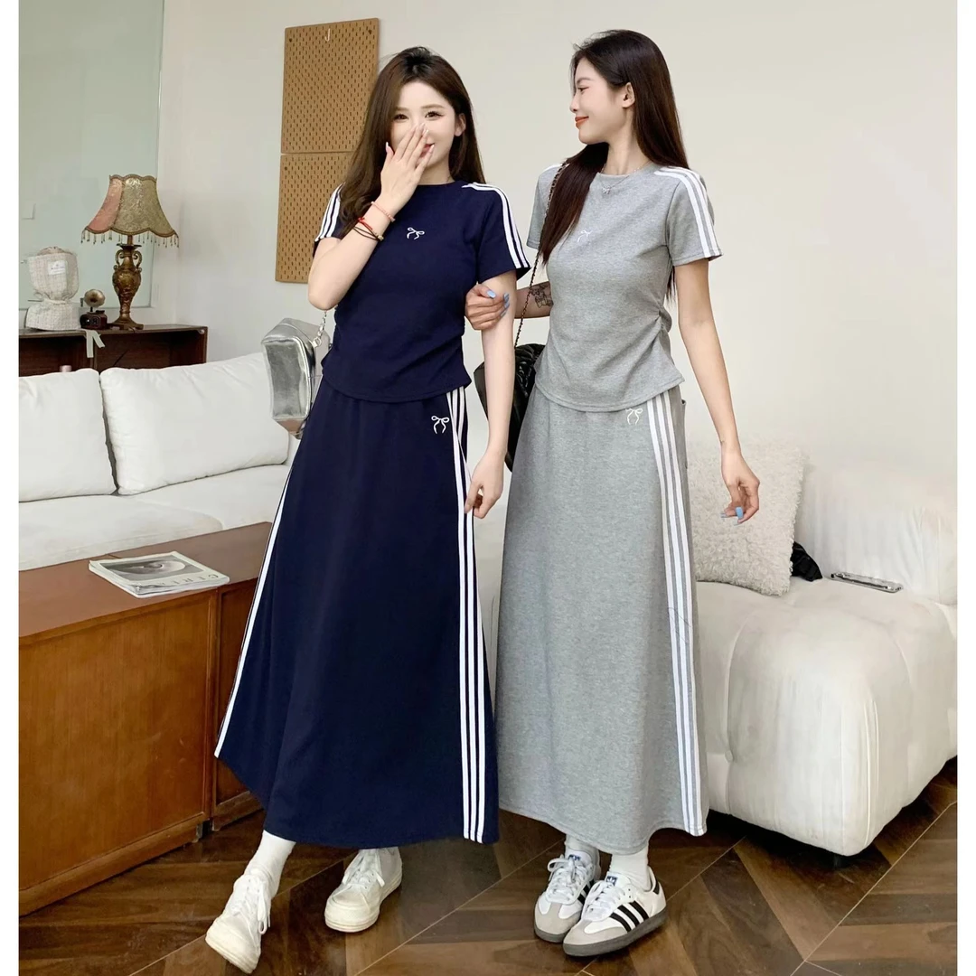 慵懒风休闲时尚套装女三条杠短袖t恤夏季高腰A字裙运动风两件套潮