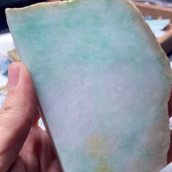 颈饰未镶嵌翡翠材料