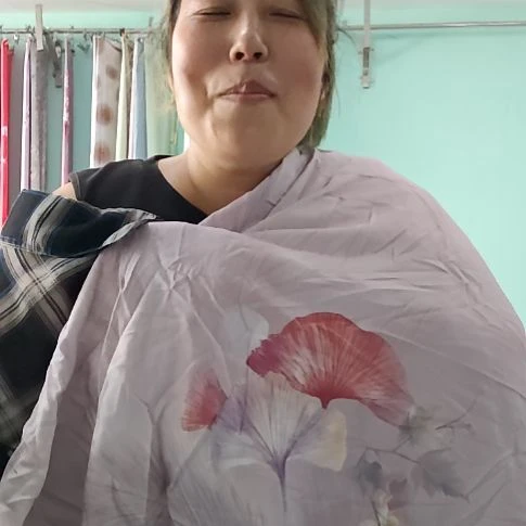 棉高端不了8m，误差5cm，有点小褶皱。