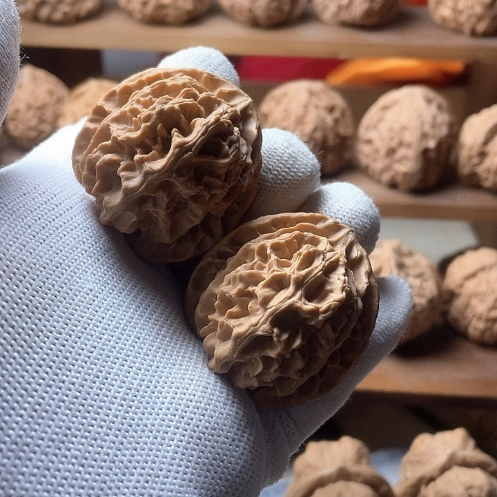 吊坠文玩核桃苹果狮子头39