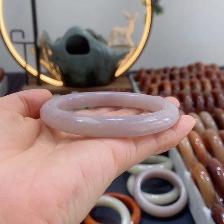 石英质玉手镯未镶嵌苒*✔紫玉手镯