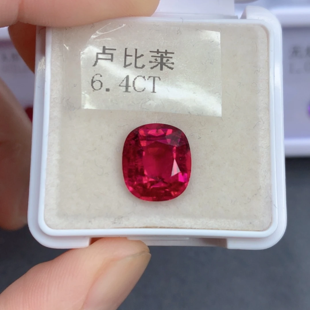6.4克拉裸石未镶嵌红色碧玺