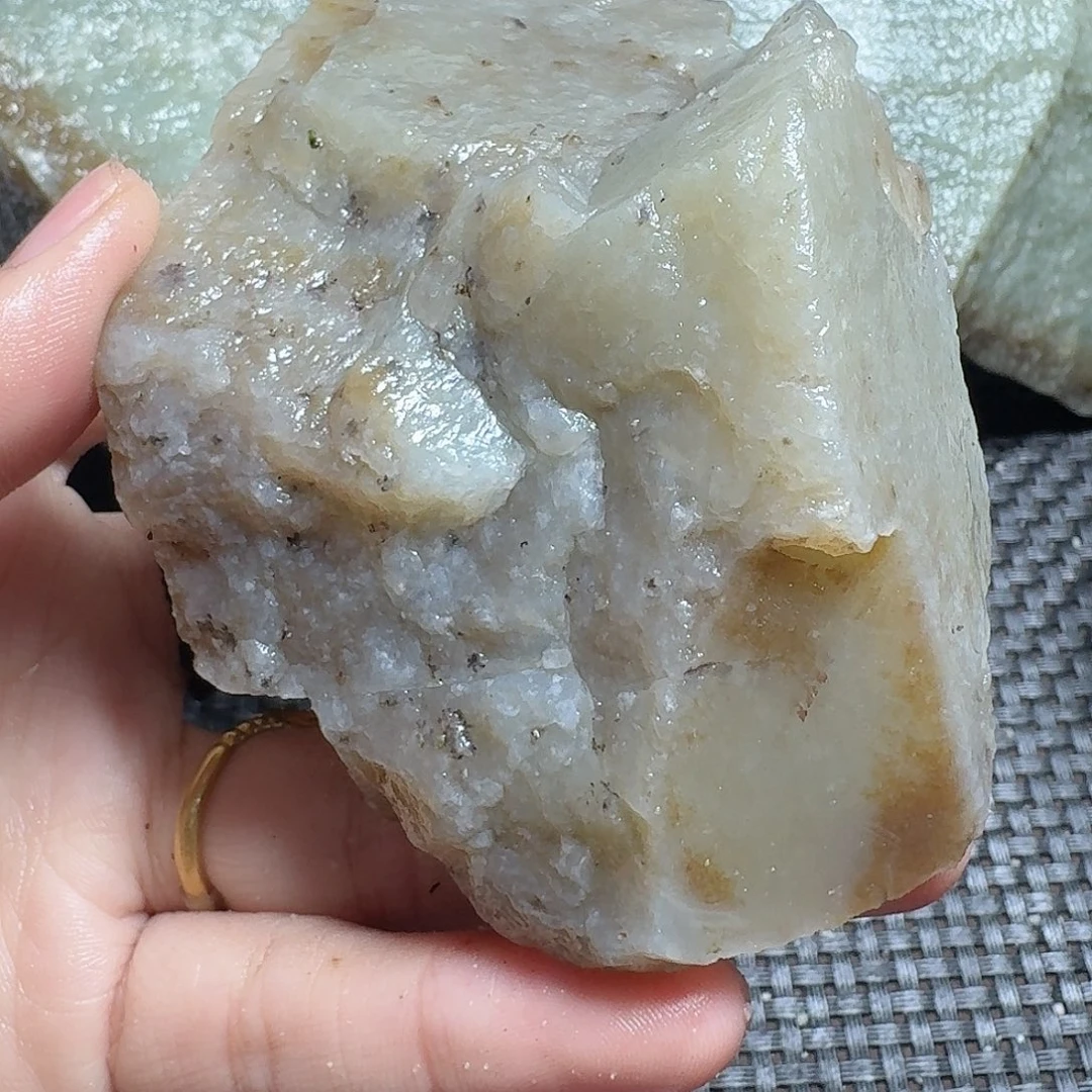 和田玉（糖玉）未镶嵌颈饰