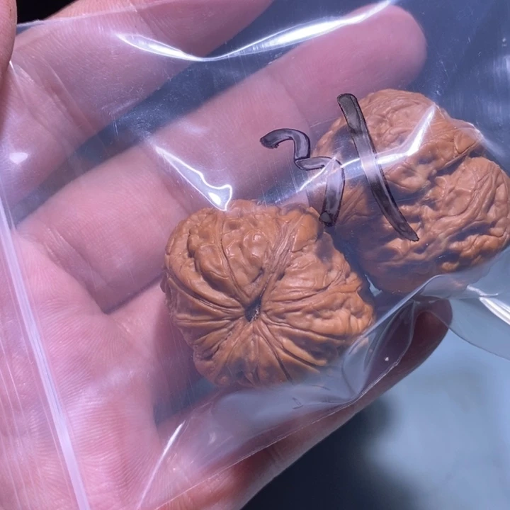 文玩核桃把件31的的时候