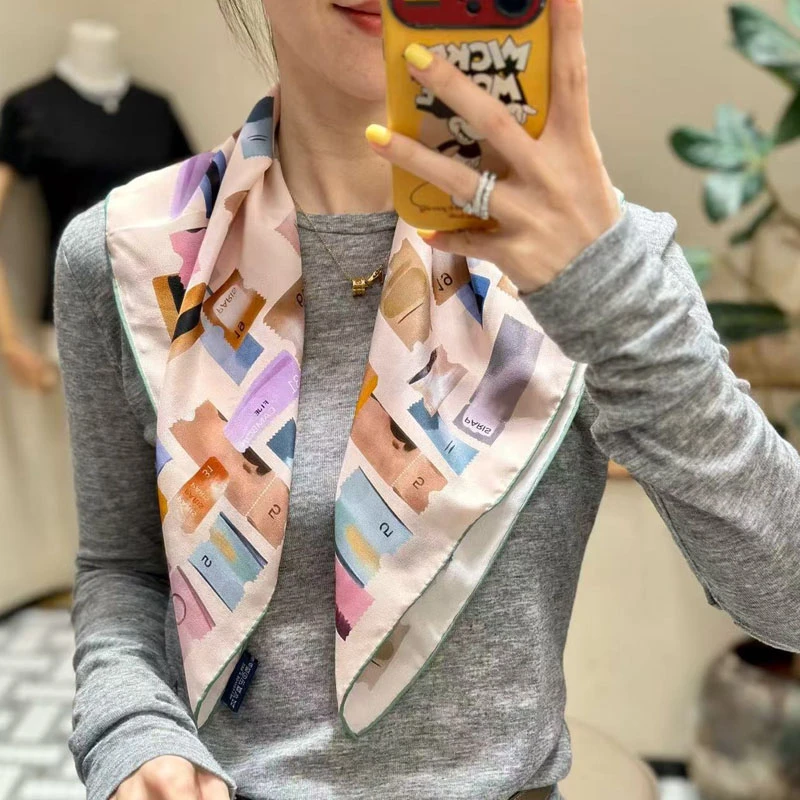 新品小香风淡粉色100%桑蚕丝真丝双绉65方巾春夏轻盈透气丝巾女