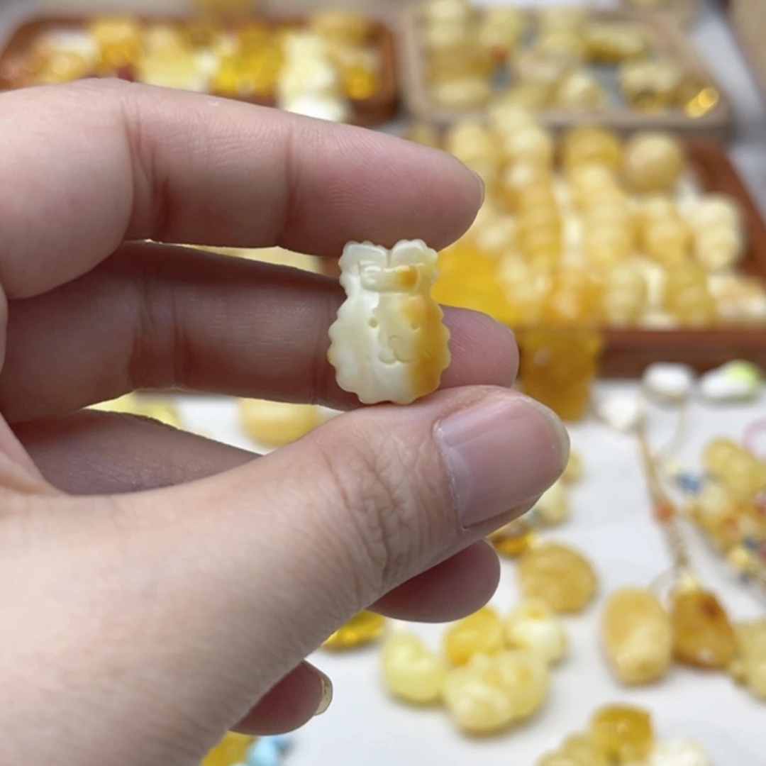 【闪购商品】未镶嵌蜜蜡裸石配饰