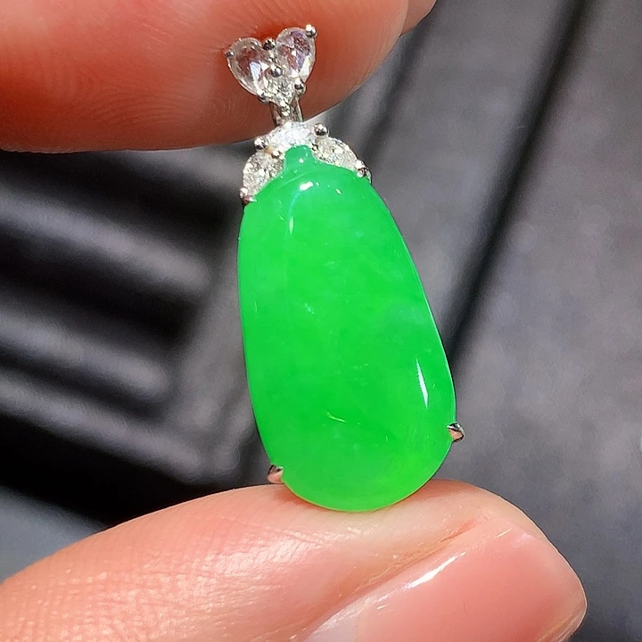 翡翠18K金镶嵌吊坠(不含链)