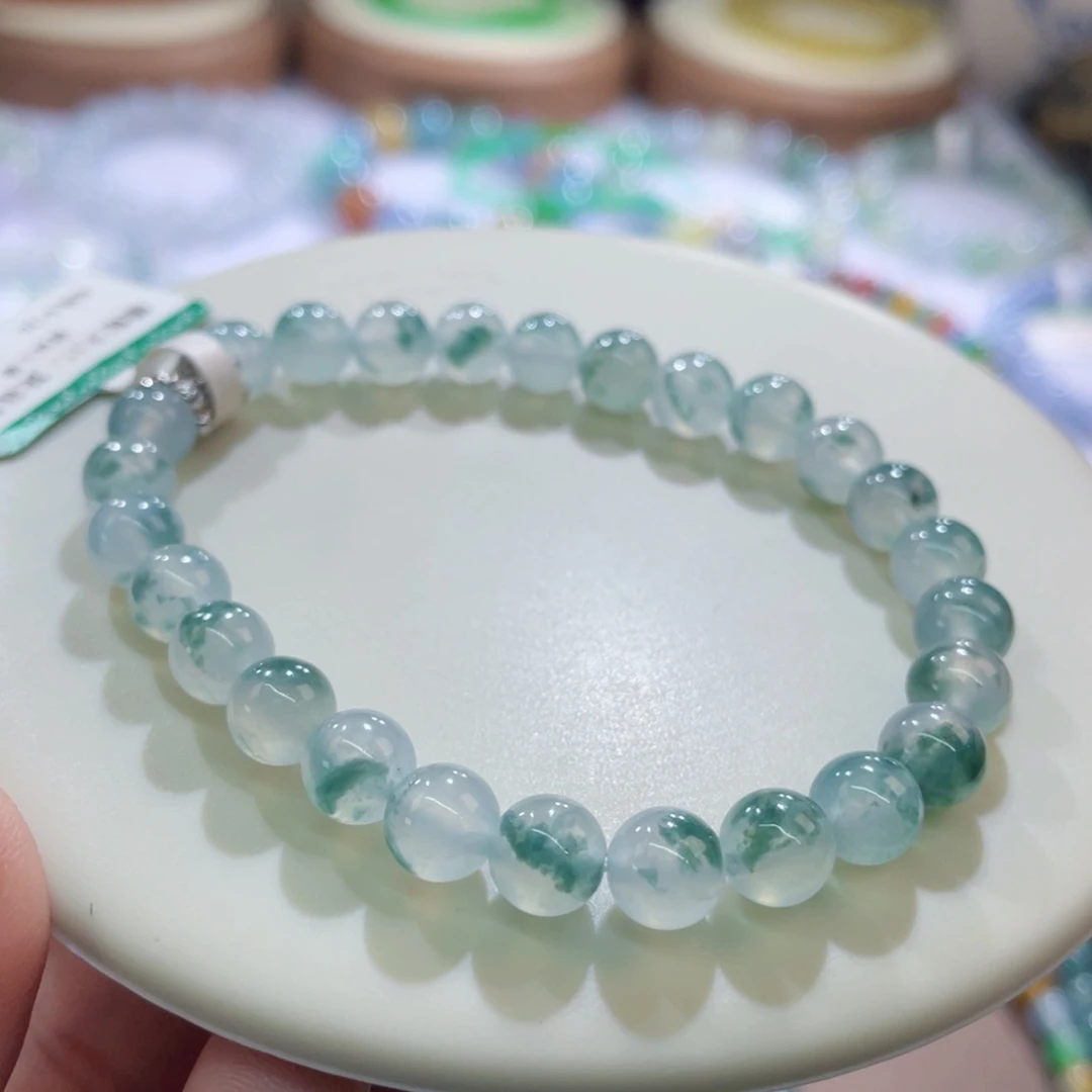未镶嵌手链翡翠牛奶白冰飘绿卡6+