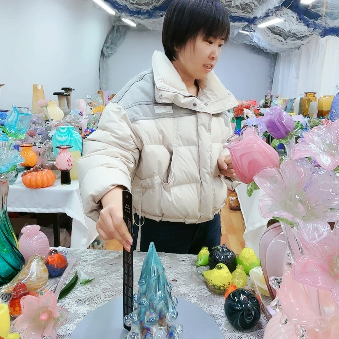 福利不退不换琉璃花瓶艺术品