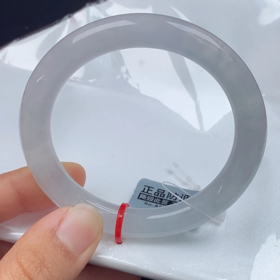 翡翠手镯（圆镯）未镶嵌