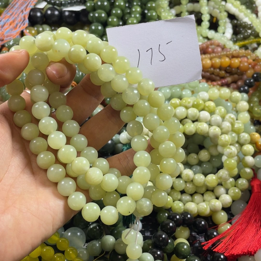 温***暖未镶嵌蛇纹石玉手串