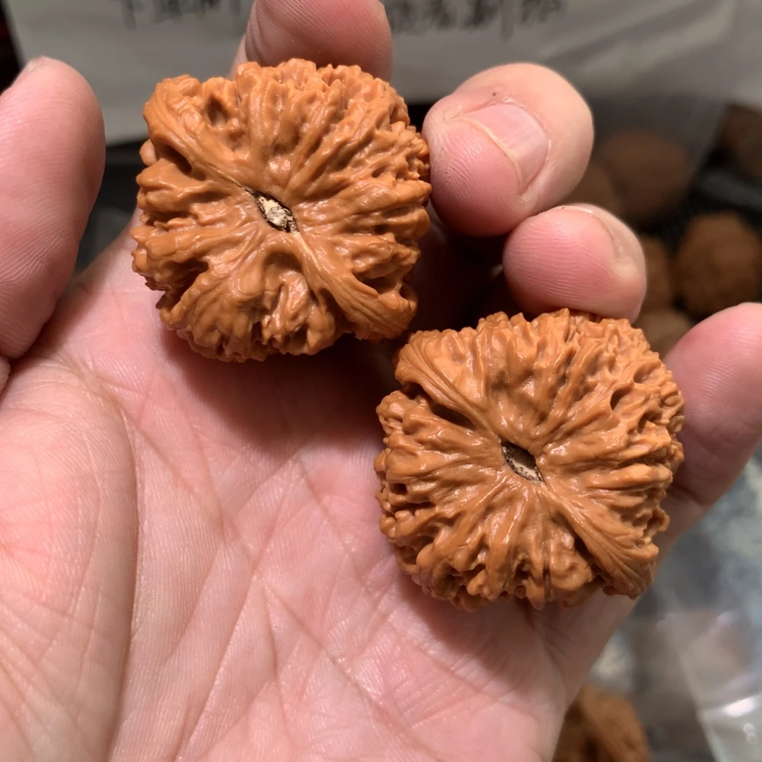 水***腐把件文玩核桃水豆腐哥专拍南疆石