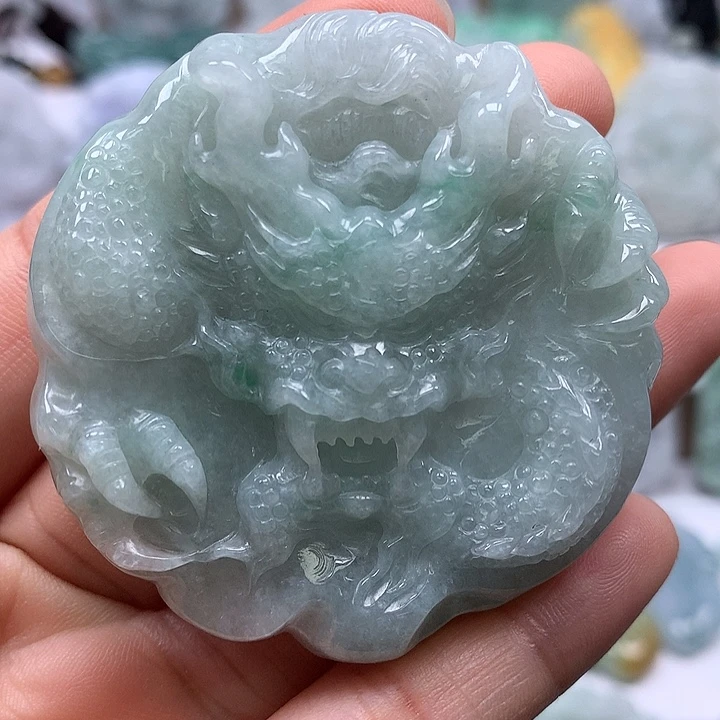 翡翠未镶嵌颈饰霸气侧漏龙行天下两面工艺福利