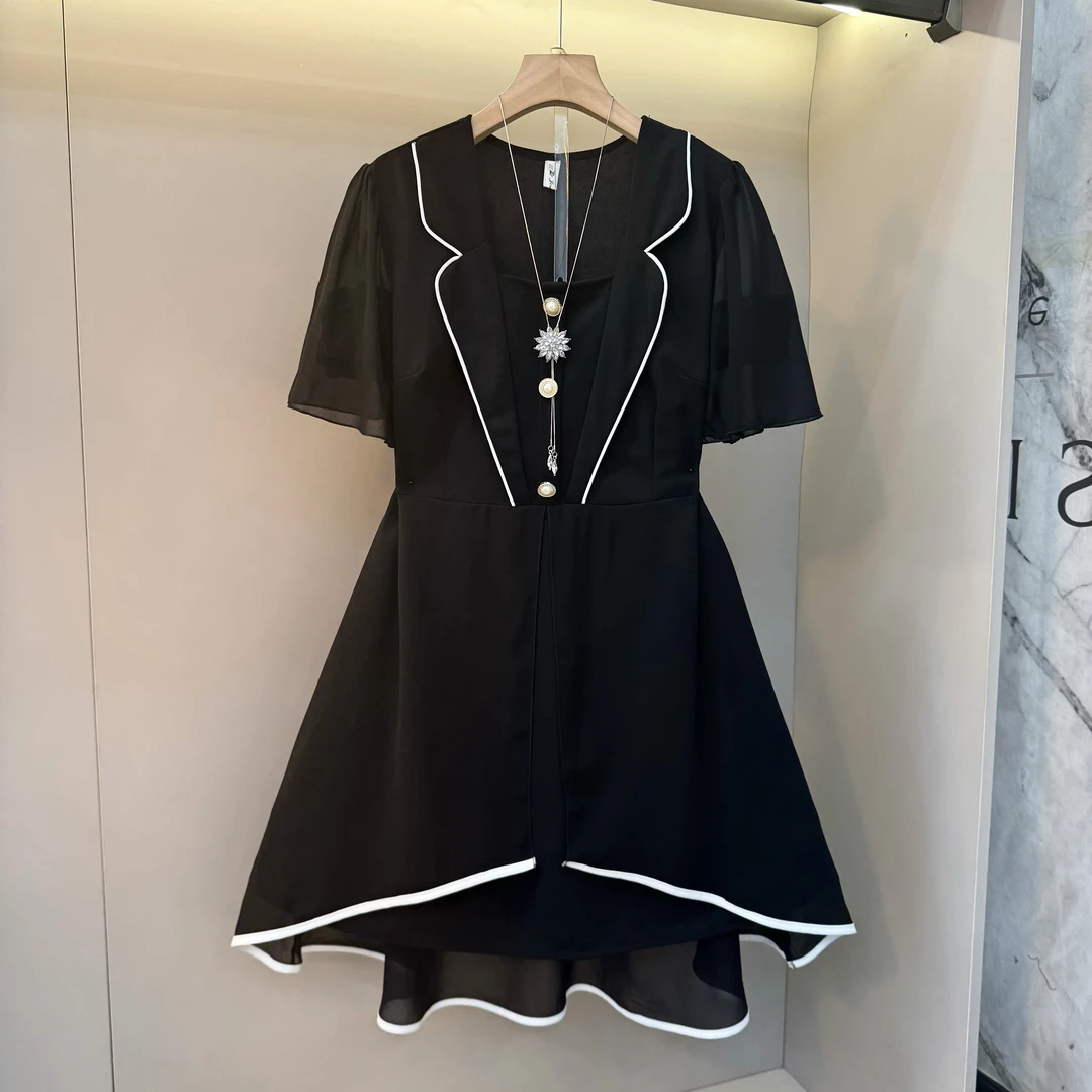 2025夏日新款欧货经典翻领花苞袖小众设计感高腰百搭显瘦小黑裙