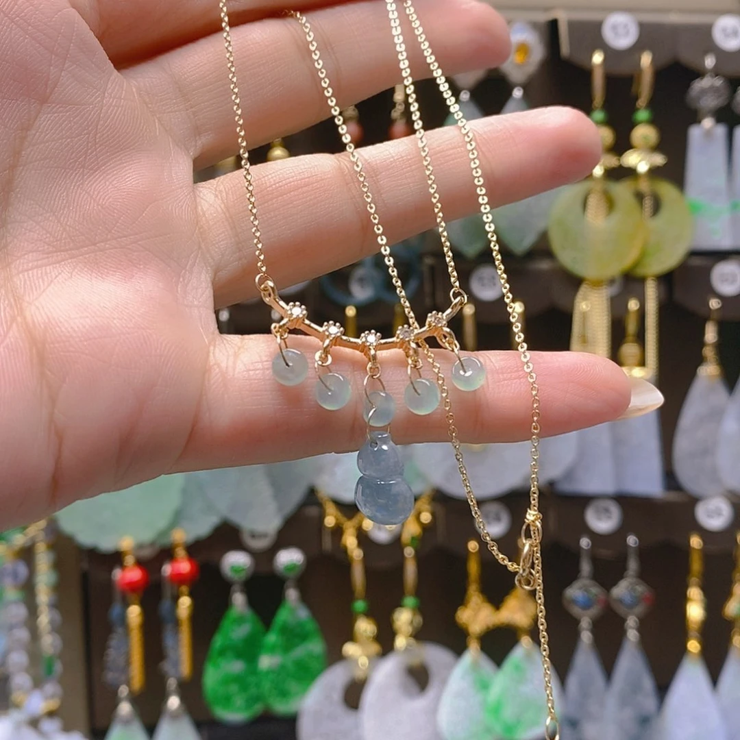 未镶嵌翡翠耳饰翡翠