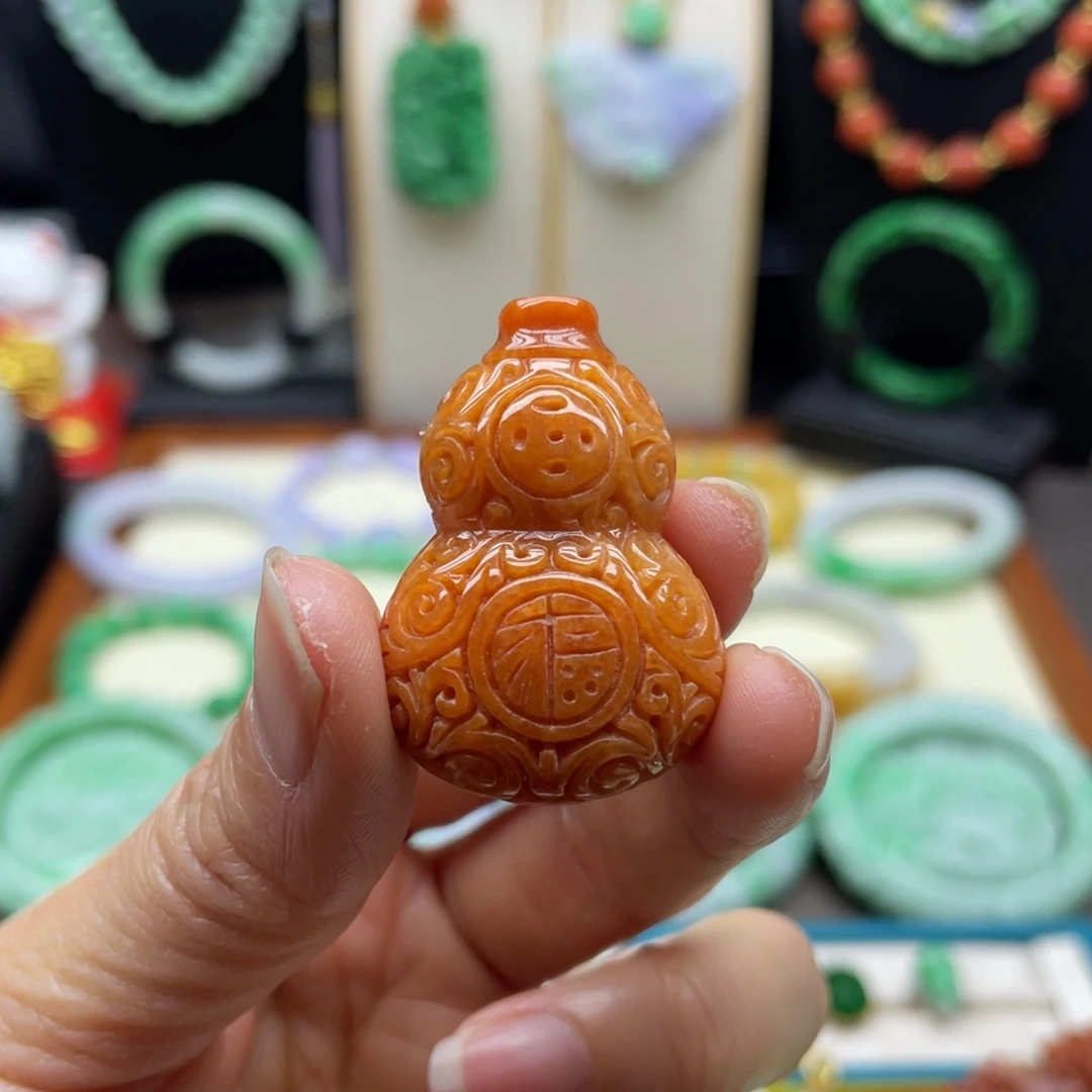 翡翠未镶嵌颈饰翡翠葫芦