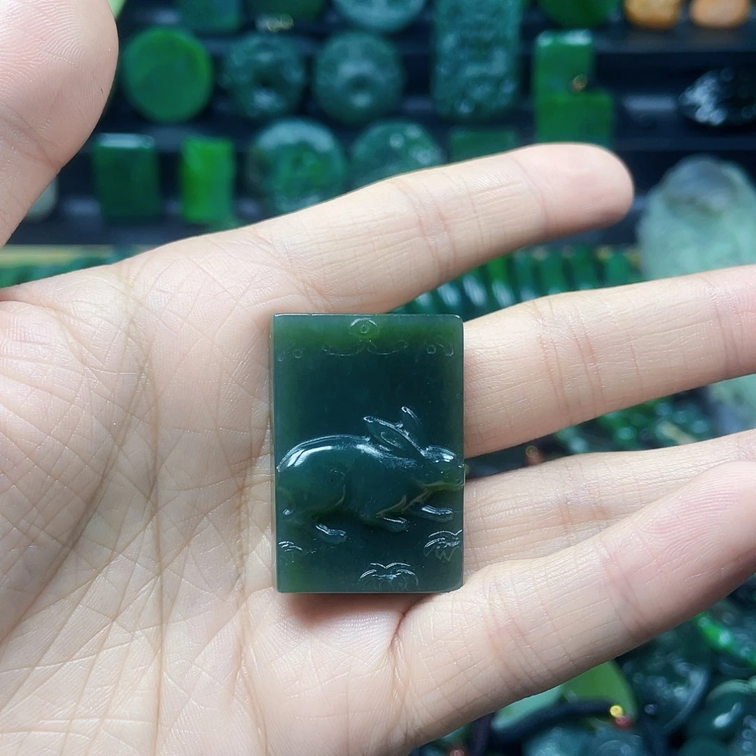 和田玉未镶嵌珠宝半成品