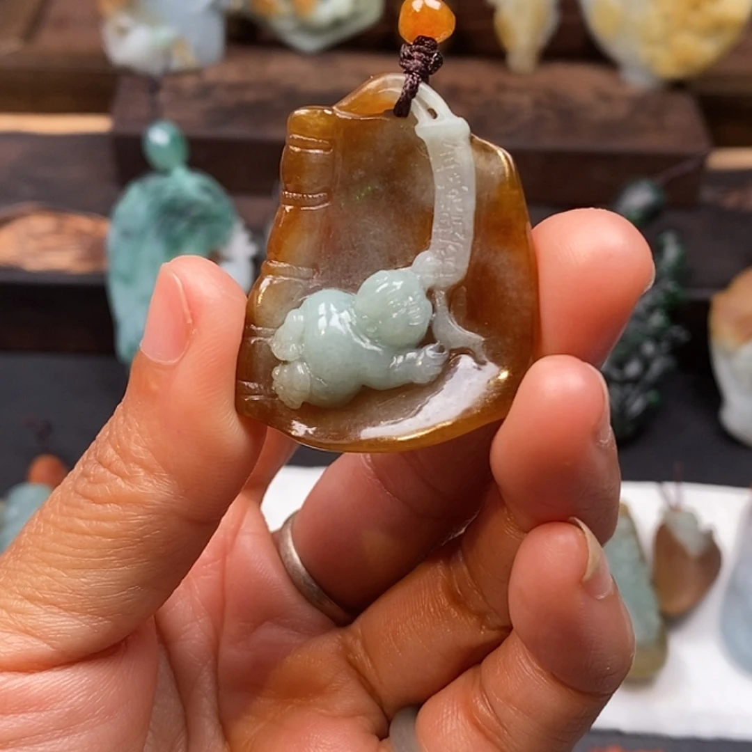 闲***芳定制翡翠未镶嵌毛货抛光