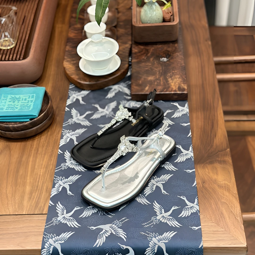 2025夏季高品质新款沙滩度假风软底夹脚凉鞋巨巨巨舒服百搭显脚小