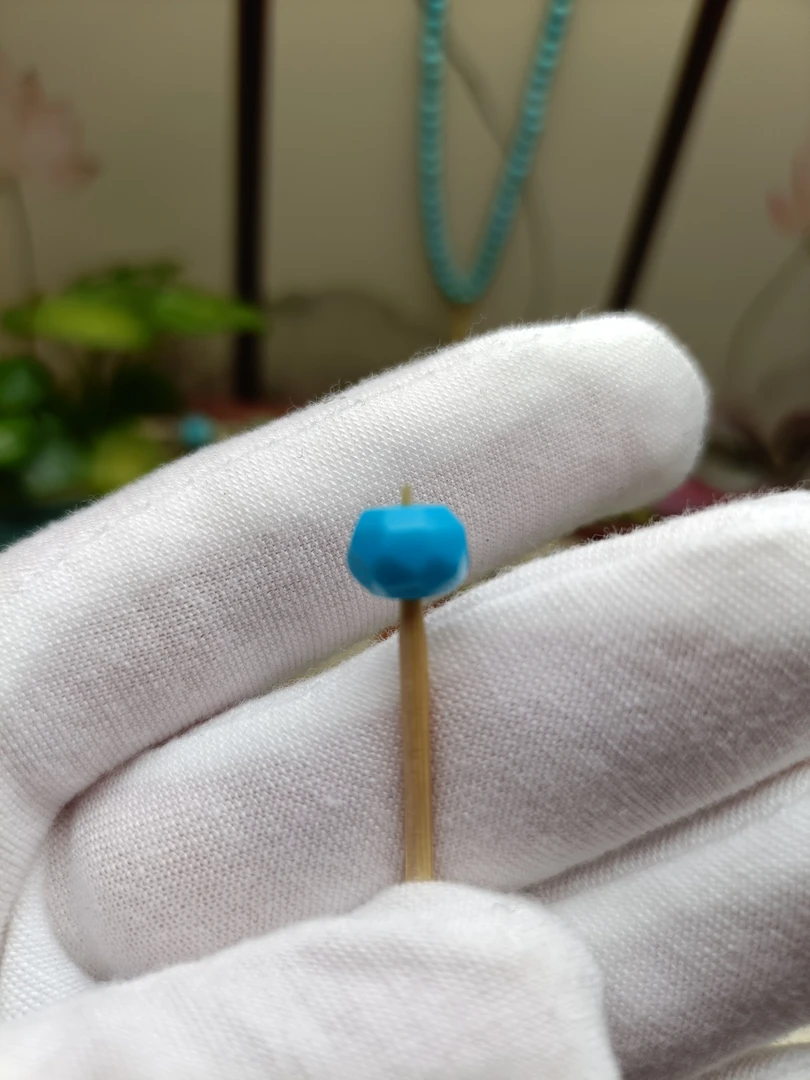 天然原矿绿松石钻石切面高瓷高蓝7.8m，搭串完美