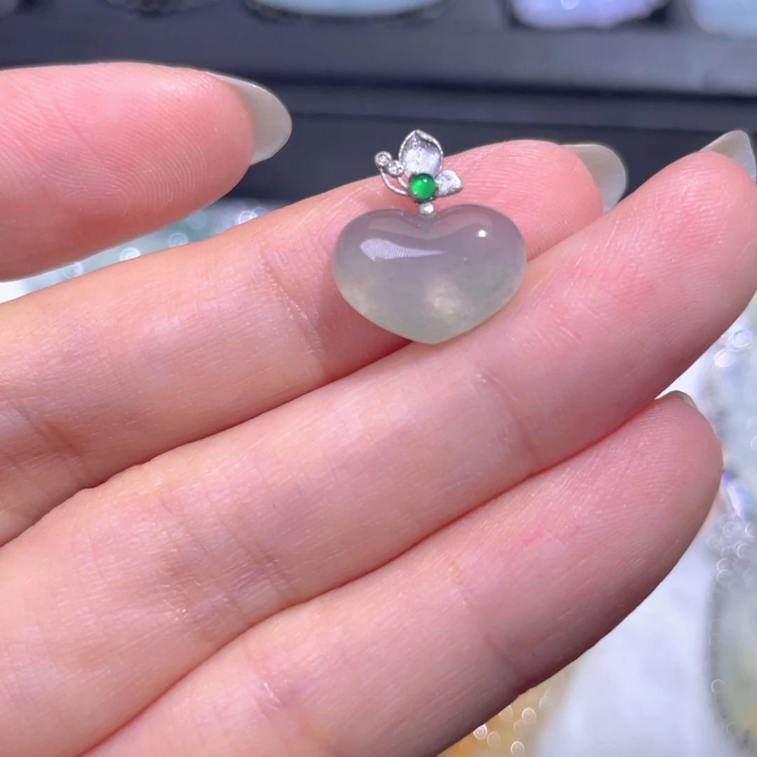 颈饰18K金镶嵌翡翠翡翠