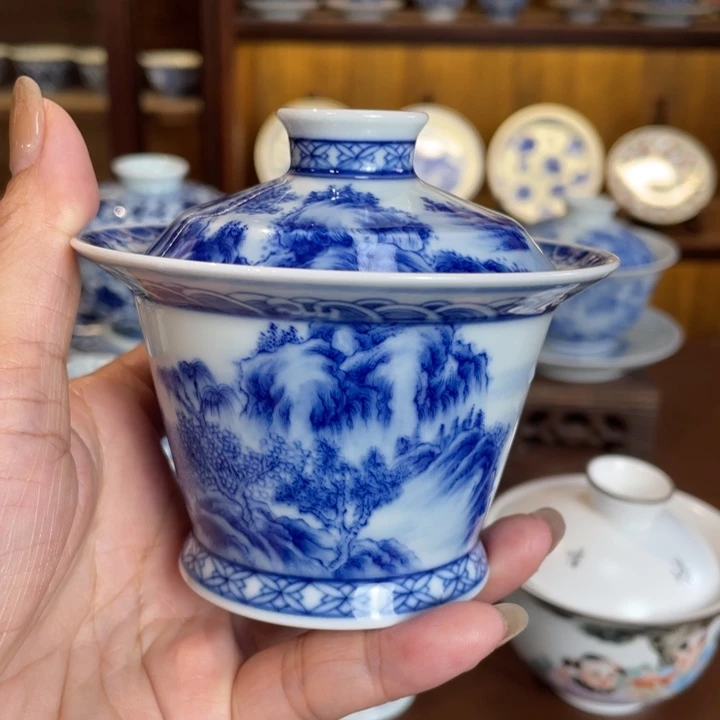 手工手绘山水马蹄盖碗