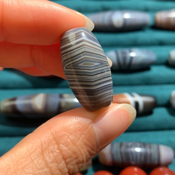 未镶嵌玛瑙/玉髓珠宝奇石