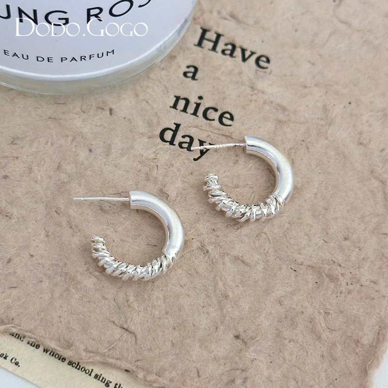 DODOGOGO 合金耳饰 气质螺纹耳环轻奢时尚百搭复古小众设计感耳钉