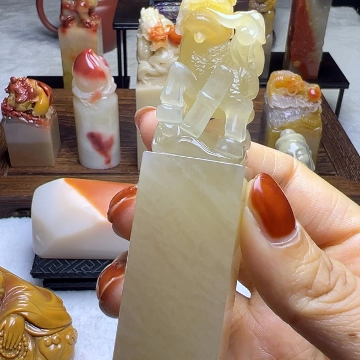 得***然寿山石印石寿山石印章