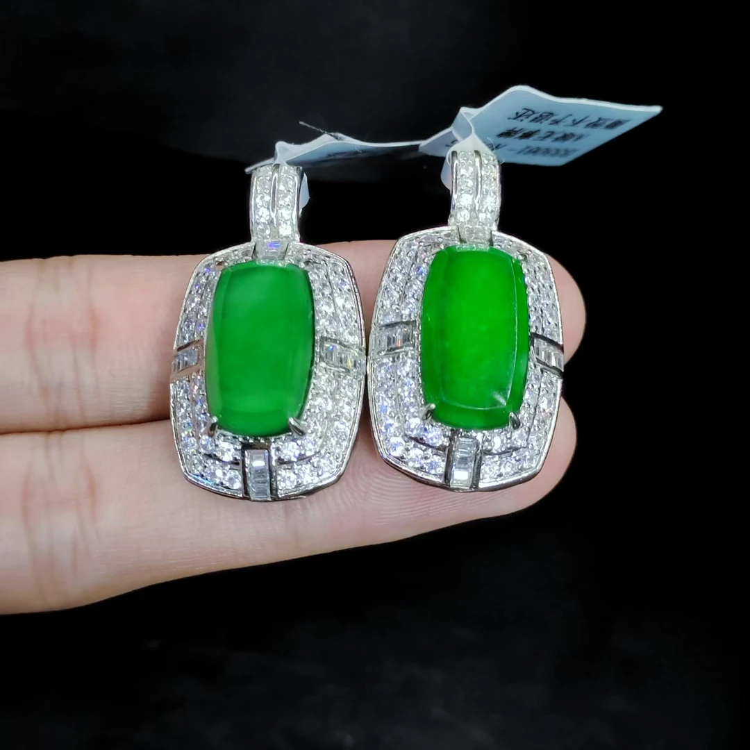 【老三珠宝】翡翠无事牌吊坠赠链W8RL【多样性发其一】约17-10-3mm