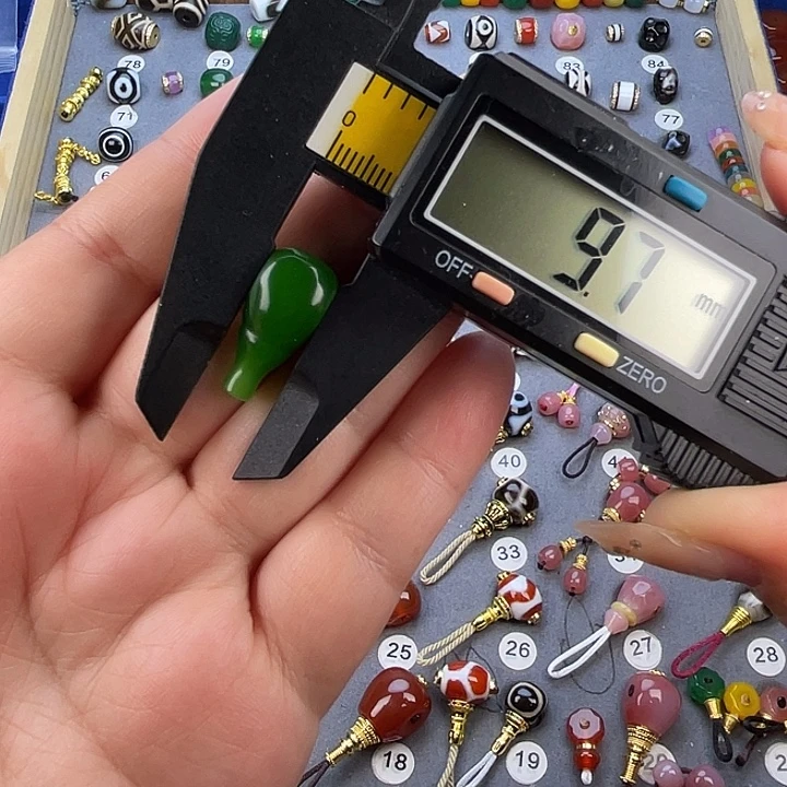 玛瑙/玉髓未镶嵌饰品