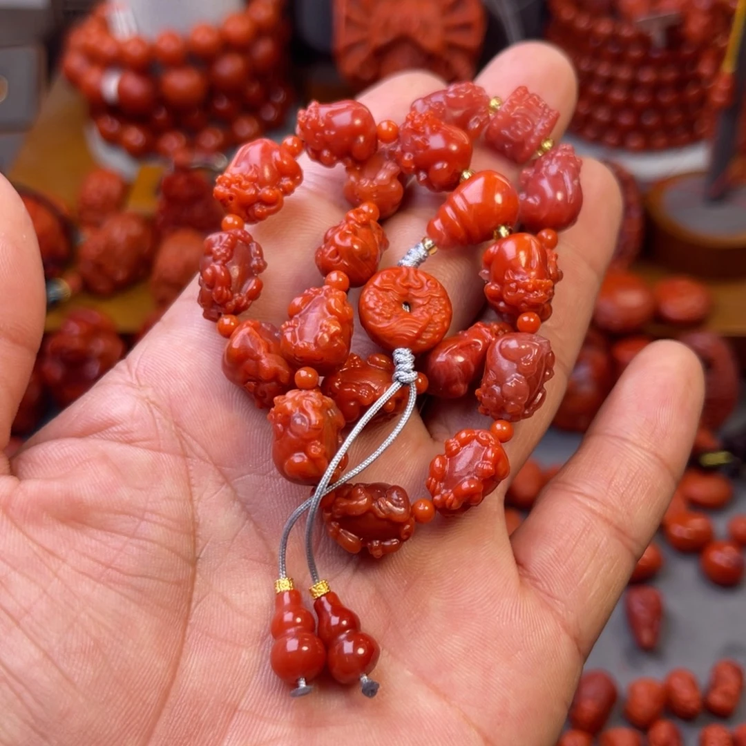 南红玛瑙未镶嵌川料精工貔貅手持卡10➕