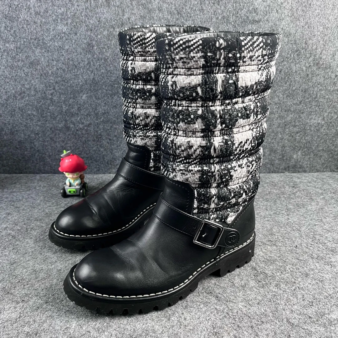 95新 Chanel/香奈儿 黑白拼皮中筒靴 37码 96新 品相不错 YLP1430