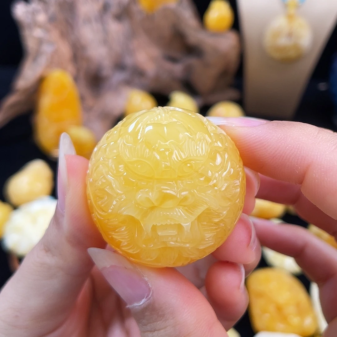 琥珀未镶嵌珠宝奇石