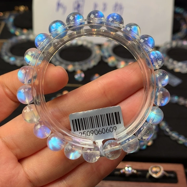 未镶嵌手串月光石8.8左右