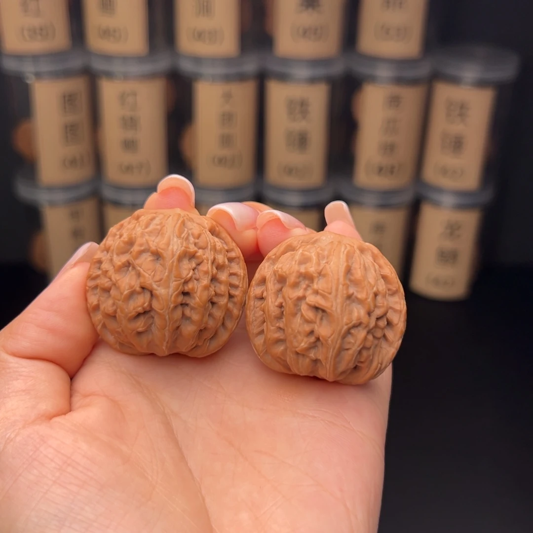 钟***钟文玩核桃吊坠红锦鲤