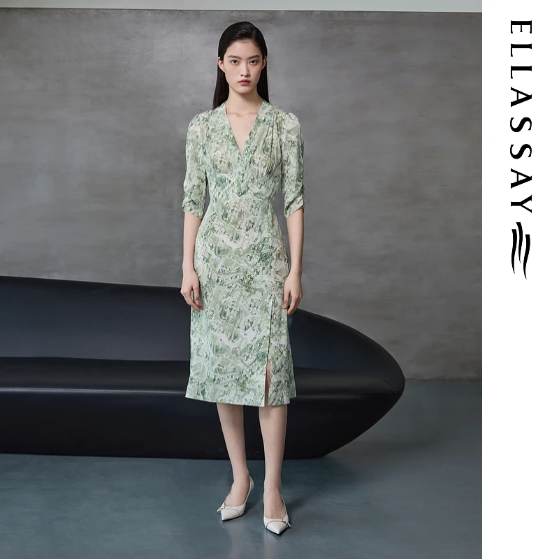 ELLASSAY歌力思2025春夏新款桑蚕丝V领收腰连衣裙女EWD365Y238DX