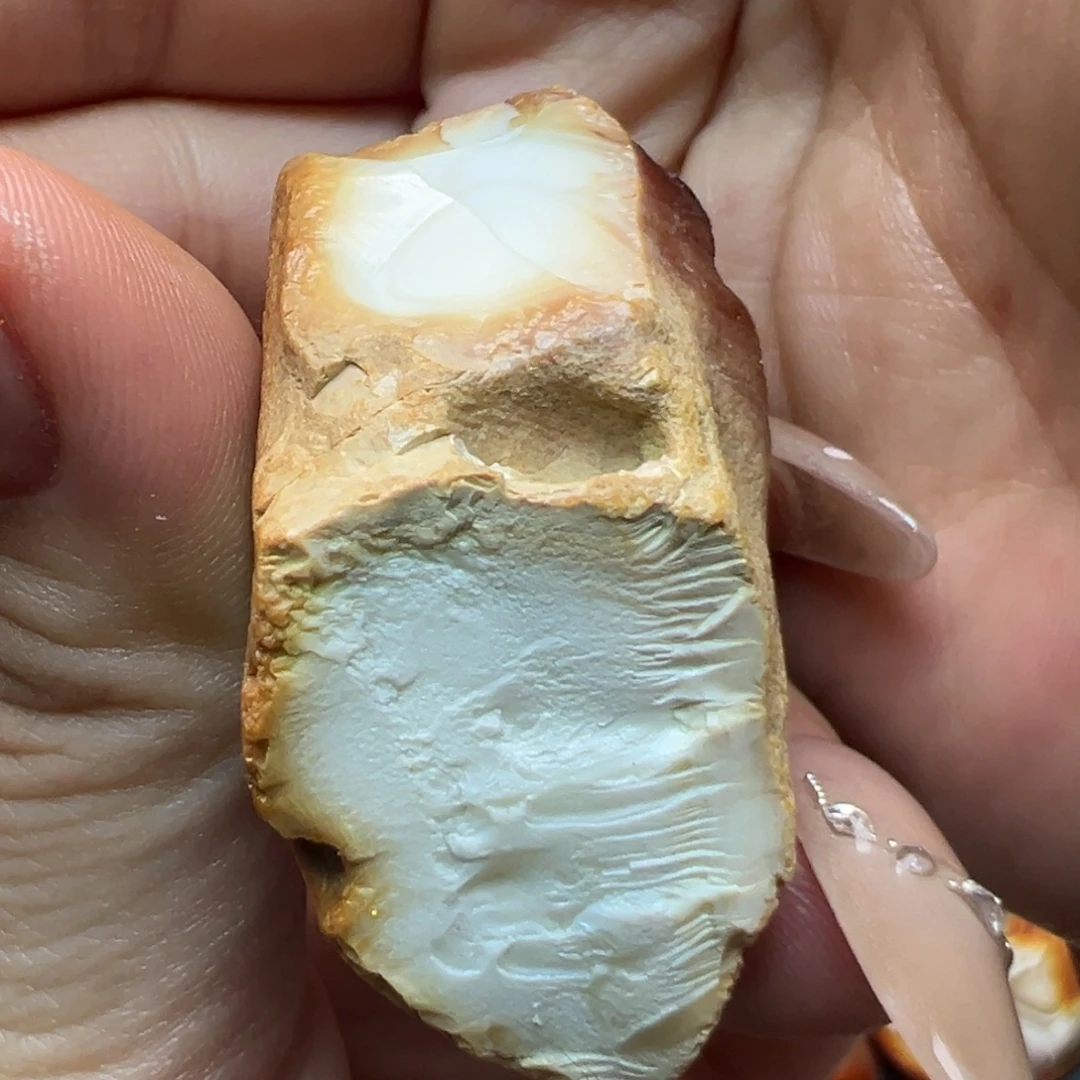 定制琥珀未镶嵌蜜蜡