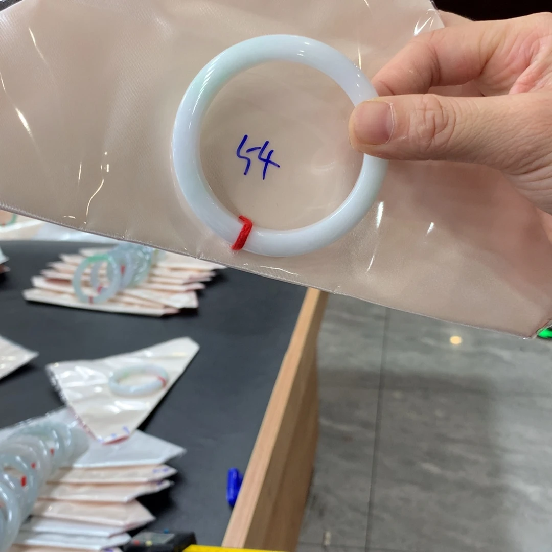 翡翠未镶嵌挂件翡翠