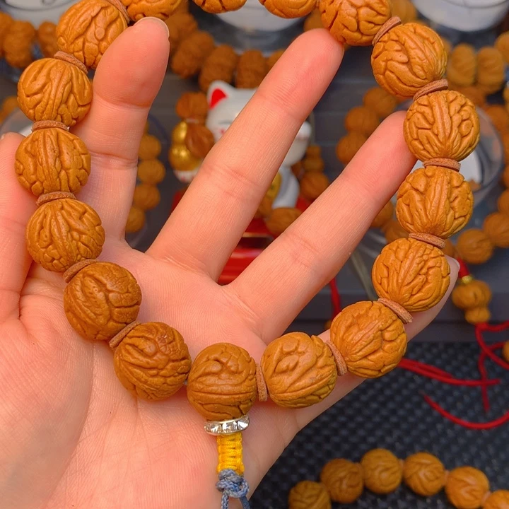 桃核吊坠从****｡龙珠妮妮妮