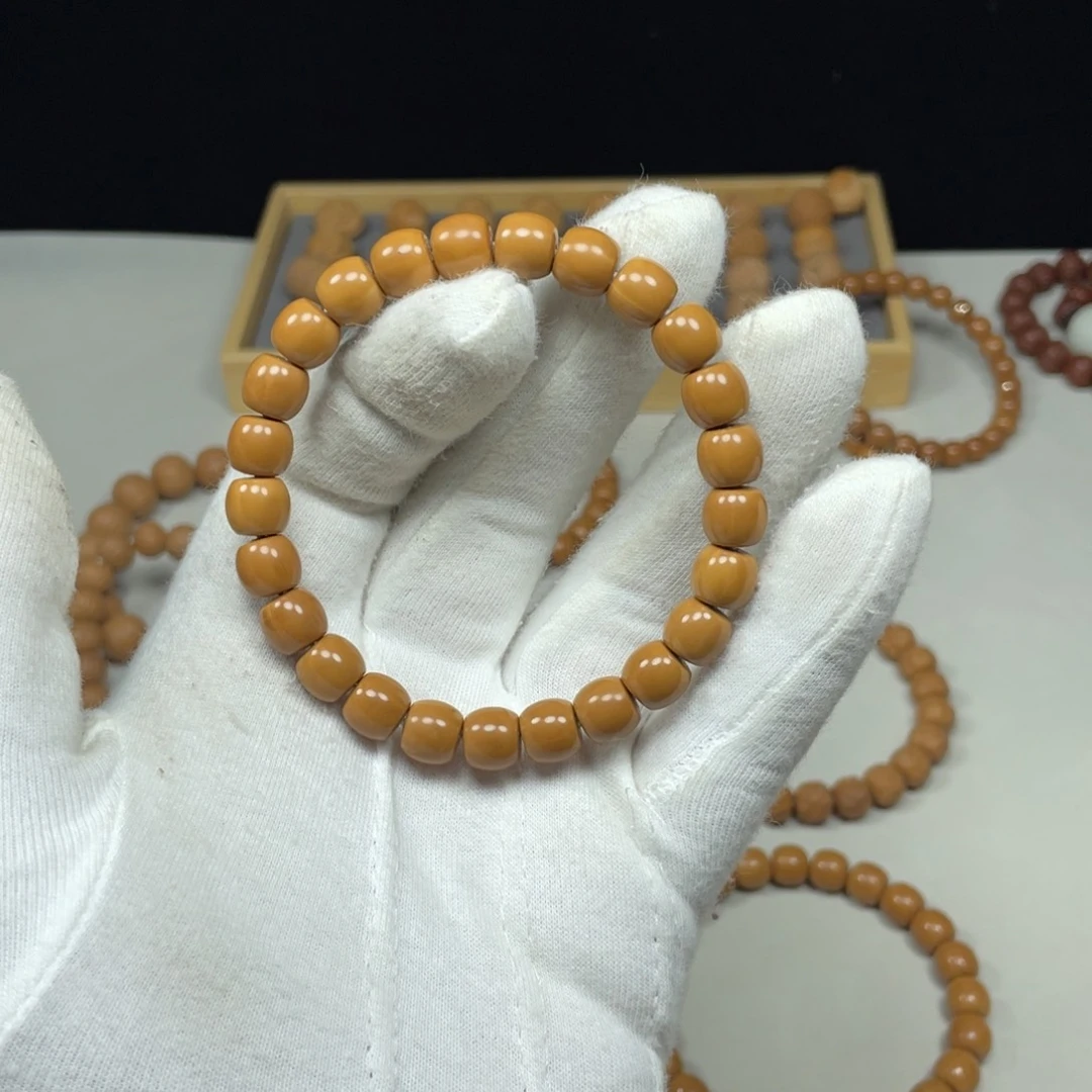 猴头核桃吊坠原生态精工直切文玩