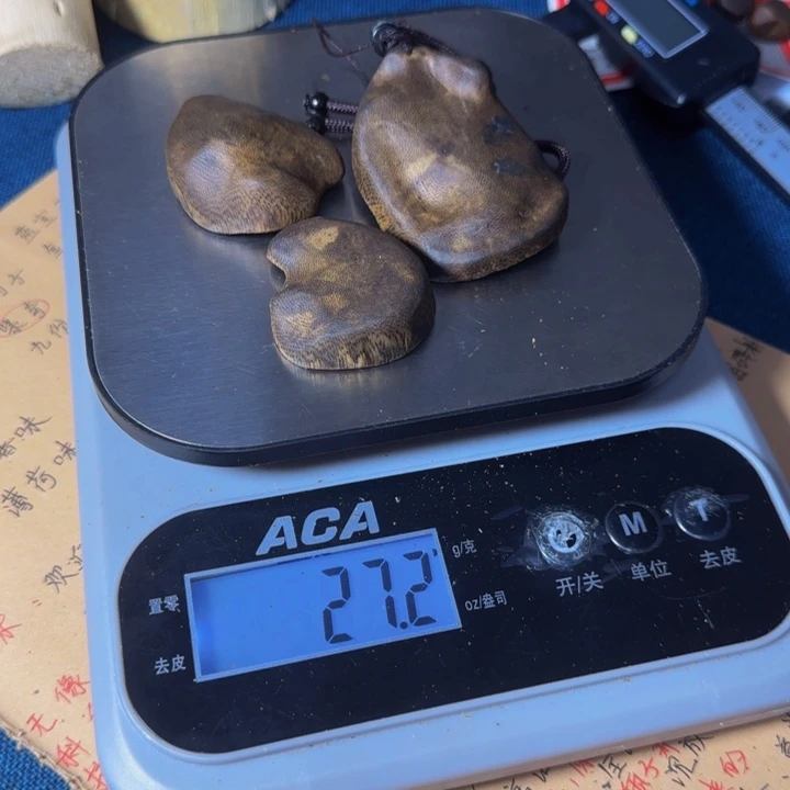 木阳**下紫罗兰包头26克