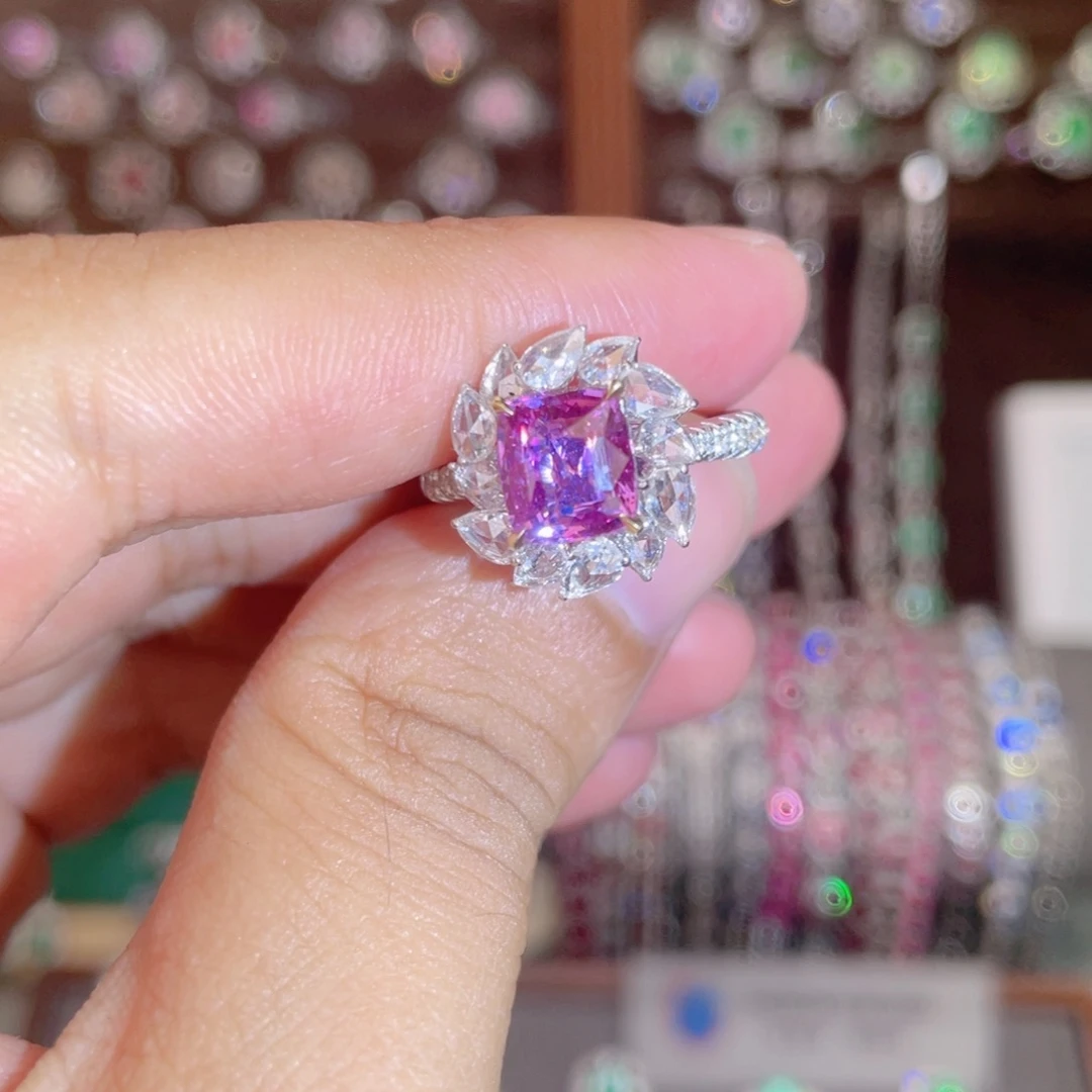 彩色蓝宝石戒指18K金镶嵌2.08ct 无烧
