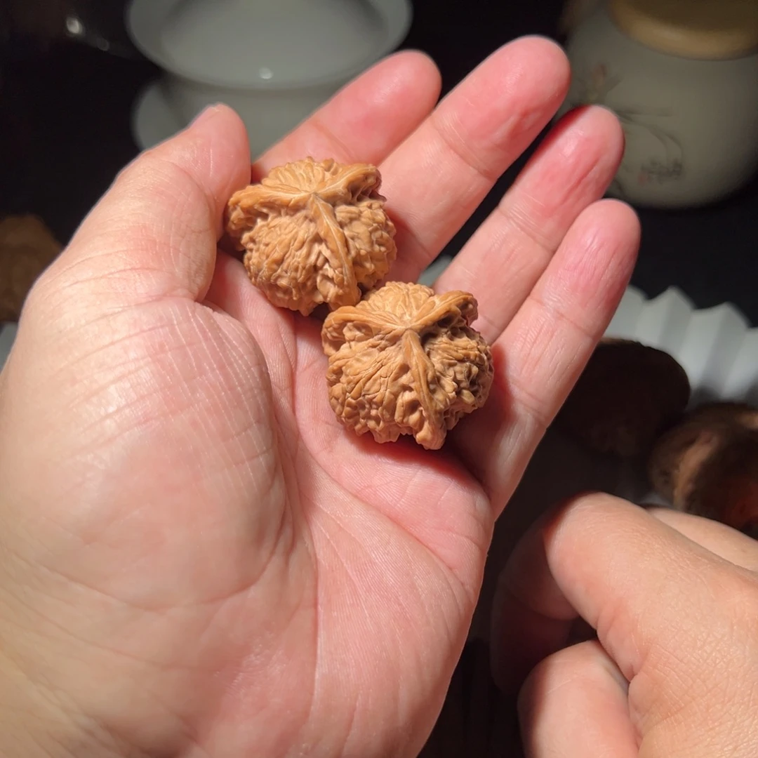 文玩核桃把件山*公子帽