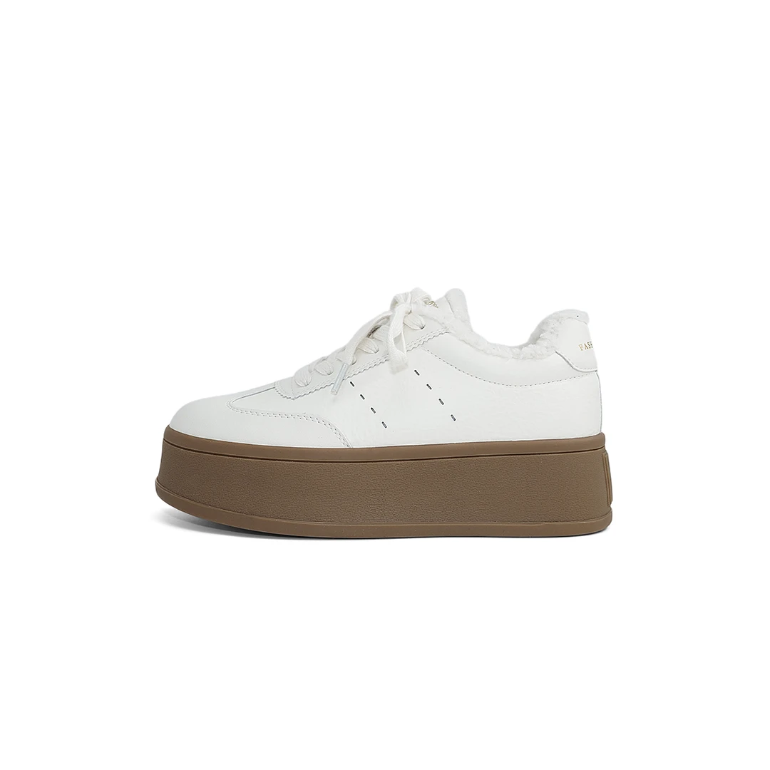 【广州唯品】秋季新款厚底百搭气质防滑女板鞋D8698-377A