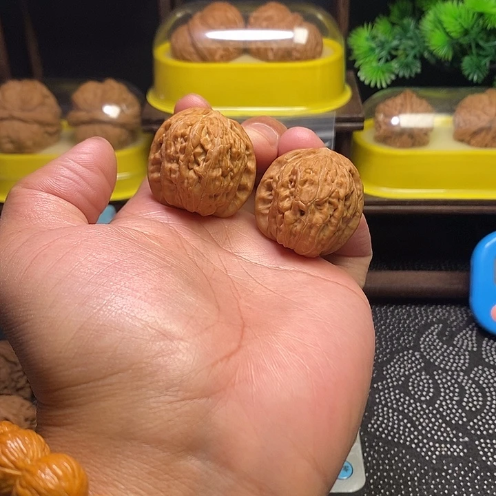 文玩核桃吊坠石子磨35