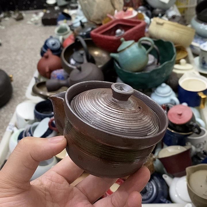 陶瓷艺术品及陶瓷壶