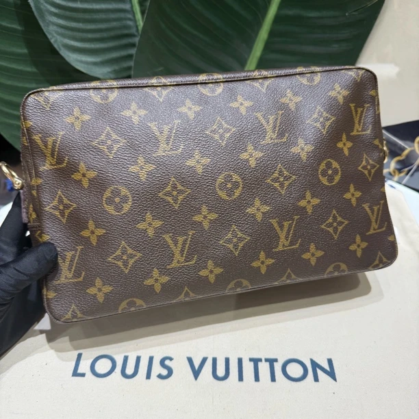 95新 LouisVuitton/路易威登 老花28洗漱28大号手拿包 老花